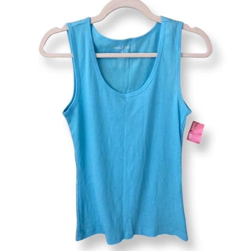 NWT Women's Ribbed Tank Size L
